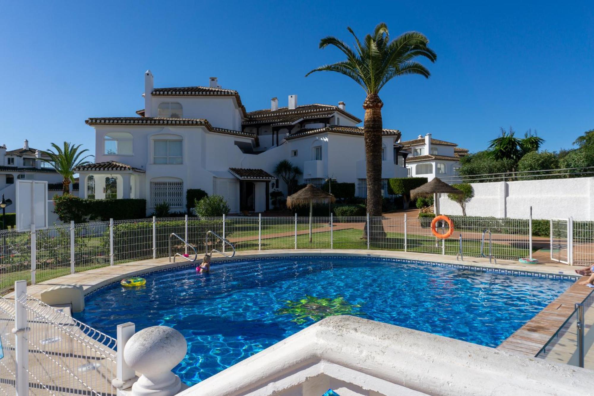 Costa Lux Elviria Apartamento
